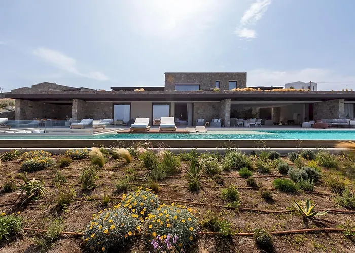 Untold Mykonos Agios Ioannis Diakoftis